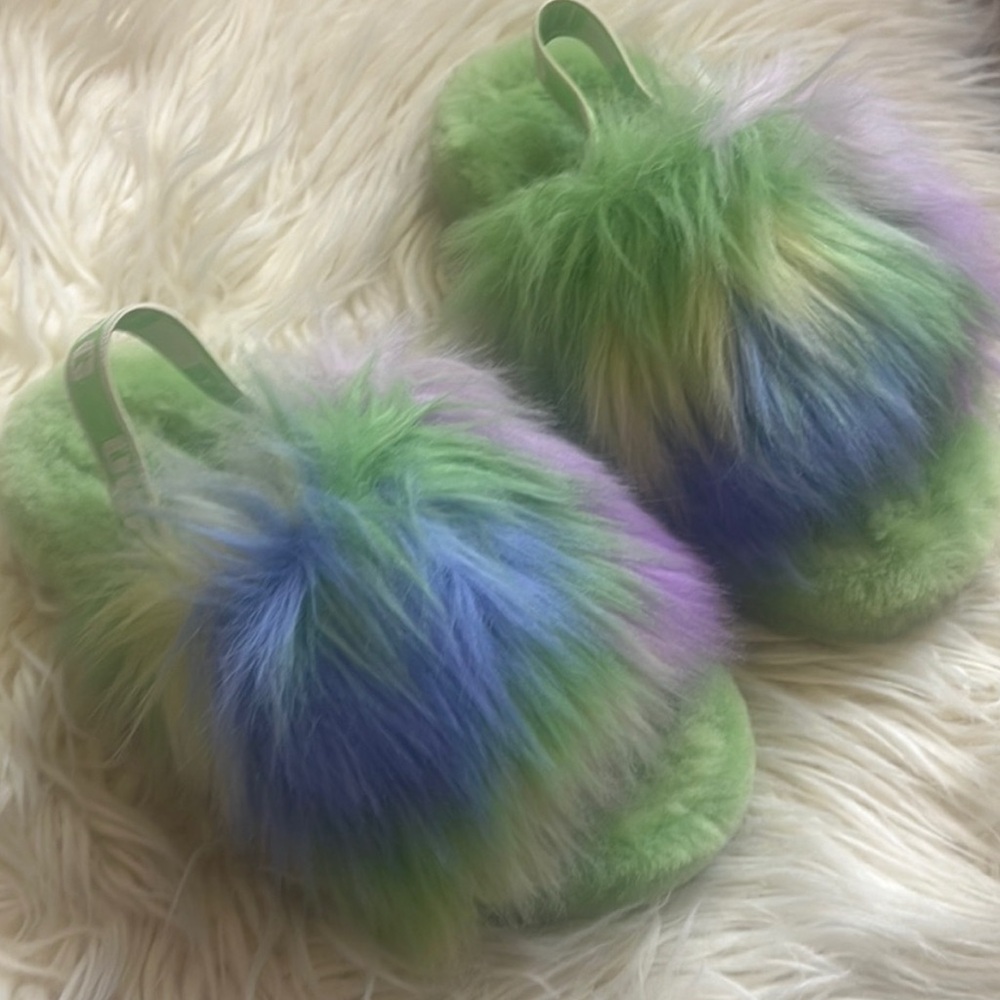 UGG girls fluffy tie dye slide